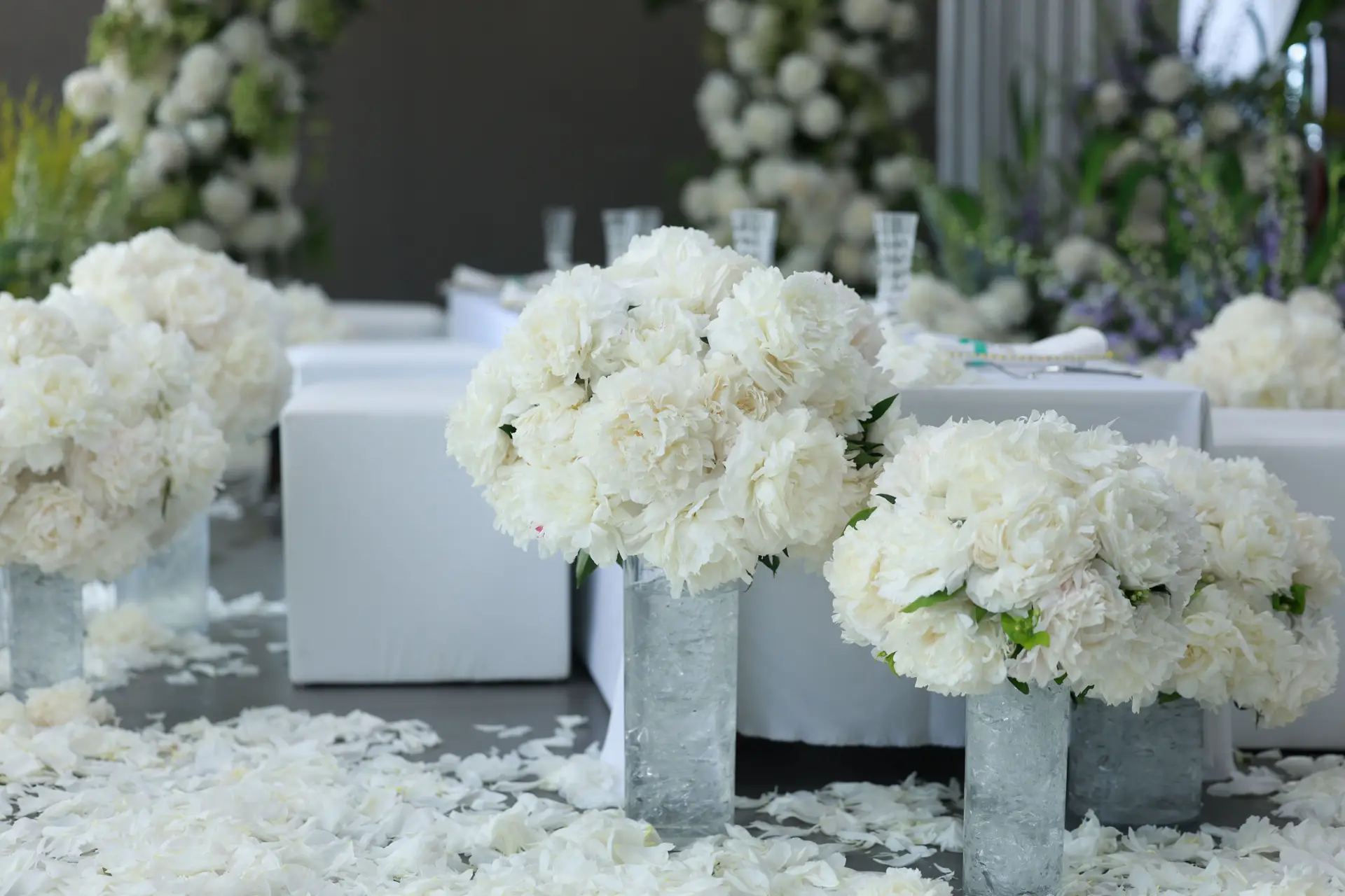 Grand staircase floral installation
